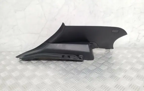 Mercedes-Benz A W176 Tailgate/trunk side cover trim A1766900425