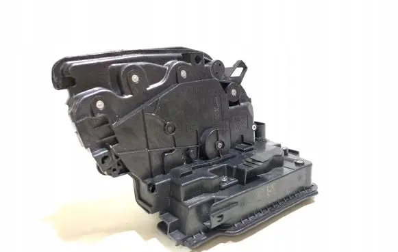 BMW X6 F16 Rear door lock 7362785