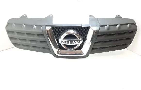 Nissan Qashqai+2 Front bumper upper radiator grill 62310JD00B
