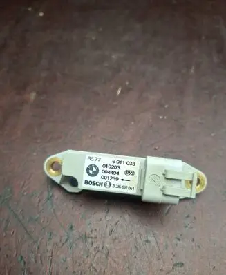 BMW 3 E46 Airbag deployment crash/impact sensor 0285002064 6911038