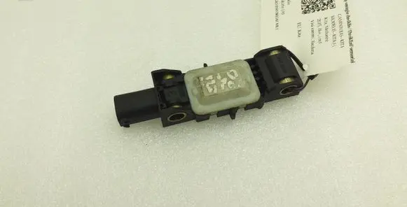 Chrysler Grand Voyager IV Airbag deployment crash/impact sensor 3666301893 04727069AD