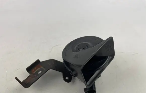 Jaguar XJ X350 Horn signal A046522