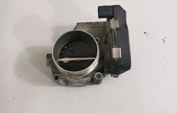 BMW 6 F06 Gran coupe Throttle valve 7555944