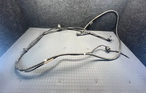 Windshield washer spray nozzle