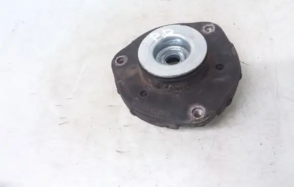 Skoda Fabia Mk2 (5J) Front upper strut mount 6N0412331E