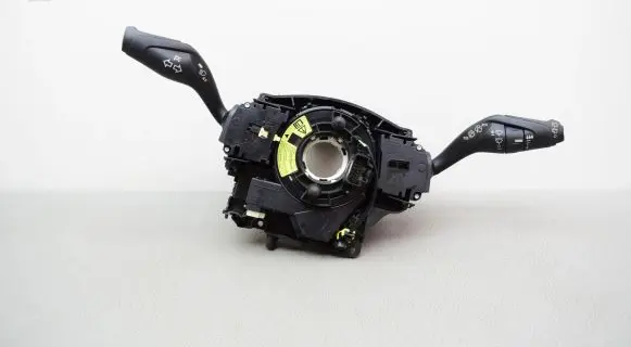 Ford Kuga II Indicator stalk GV6T13N064EB CV6T13335AE