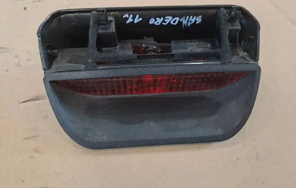 Renault Sandero I Third/center stoplight 8200734823C