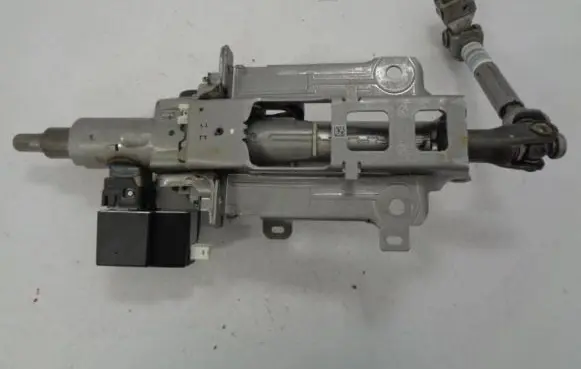 Citroen DS3 Steering wheel axle 9824737577