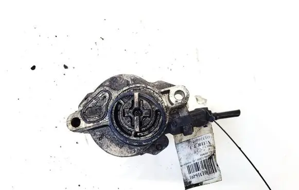 Mazda 3 II Vacuum pump d1562a 1910u d1562a1910u