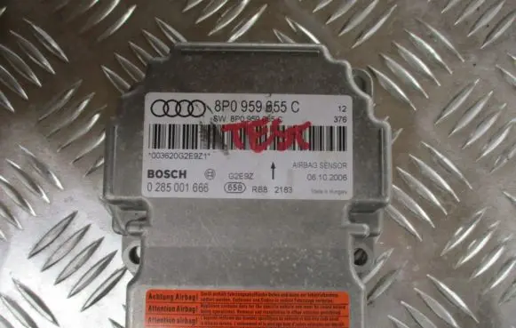 Audi A3 S3 8P Airbag control unit/module 8P0959655C