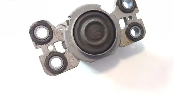 Volvo XC60 Engine mount bracket 3131687602 31316676