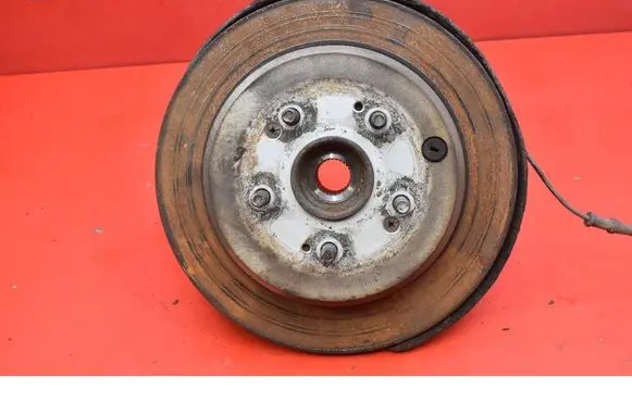 Honda CR-V Front wheel hub spindle knuckle 