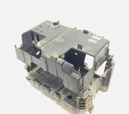 Peugeot 508 Battery bracket 