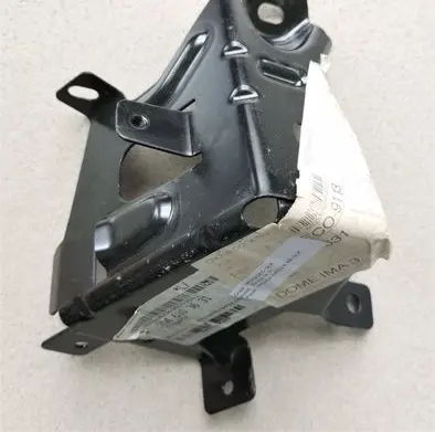 Mercedes-Benz GLK (X204) Bracket in trunk/boot A2046303631 2046303631