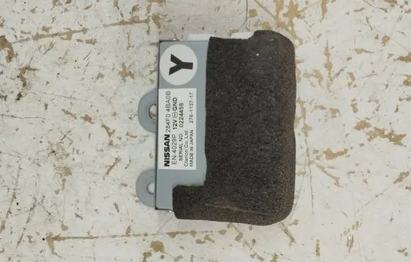Nissan X-Trail T32 Camera control unit module 284F04BA0B 0224458 EN4029P
