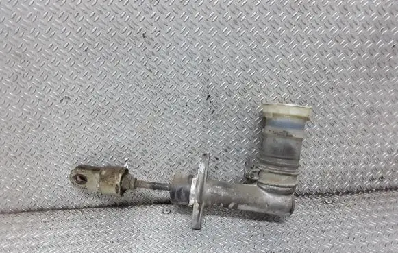 Hyundai Galloper Clutch master cylinder