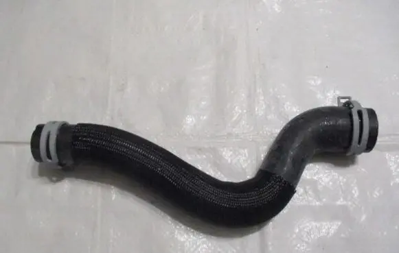 Citroen Berlingo Engine coolant pipe/hose 1343LP