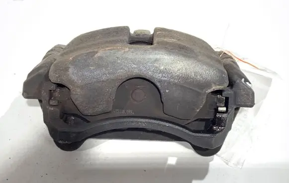 Volkswagen Tiguan Front brake caliper 