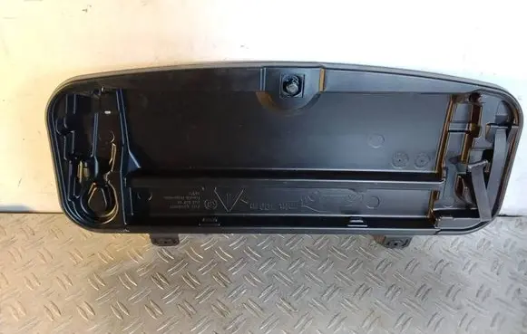 BMW 5 F10 F11 Tool box 71116788803
