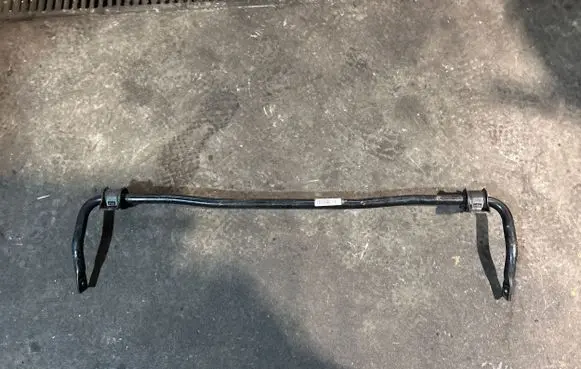 Jeep Cherokee Rear anti-roll bar/sway bar 68348719AB
