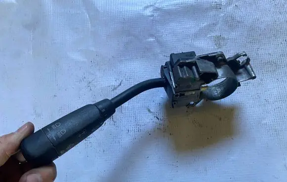Mercedes-Benz CLK A208 C208 Wiper control stalk 2085450010 A2085450010