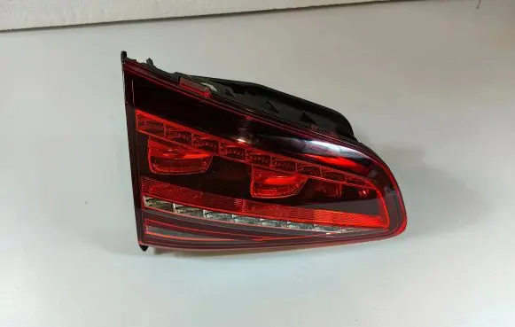 Volkswagen Golf VII Tailgate rear/tail lights 5G0945307G 81240102 95G0945307G