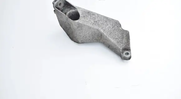 Audi A4 S4 B6 8E 8H Engine mounting bracket 8E0199307A