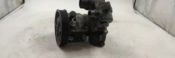 BMW 3 E46 Power steering pump 32427500335
