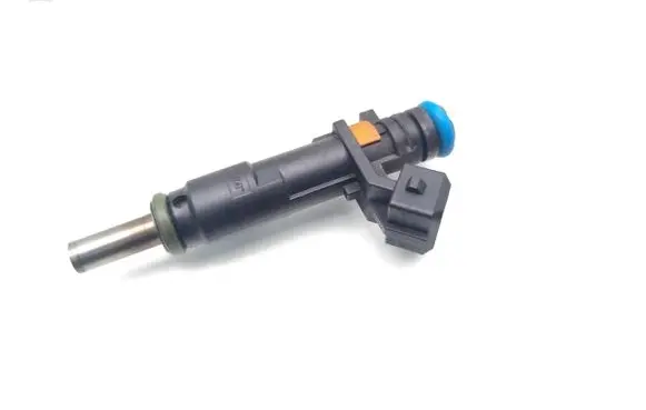 Opel Insignia A Fuel injector 55353806