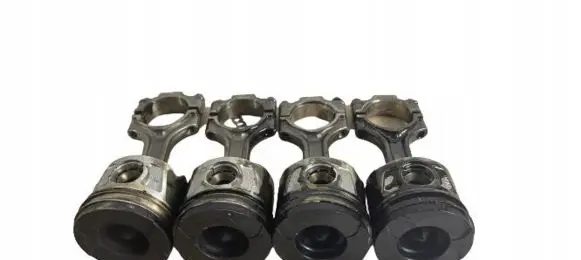 Fiat 500X Piston with connecting rod 0792A