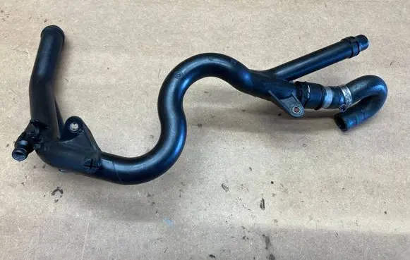 BMW 5 E60 E61 Engine coolant pipe/hose 7780001