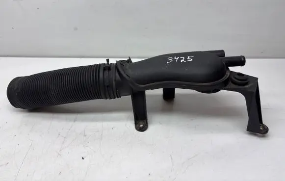 Skoda Fabia Mk1 (6Y) Air intake hose/pipe 047129654B 143915768902