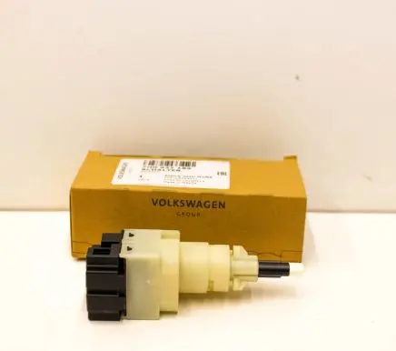Audi A4 S4 B7 8E 8H Clutch pedal sensor 7H0927189