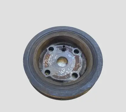 Volvo XC90 Crankshaft pulley 30731865