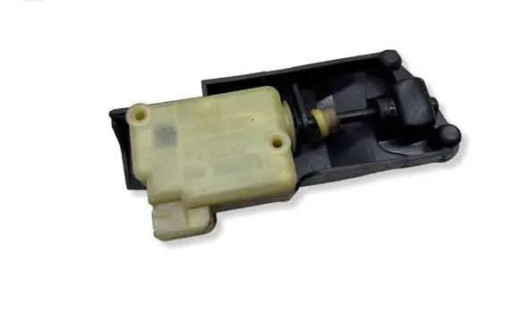 Volvo S60 Fuel tank cap lock 30612856