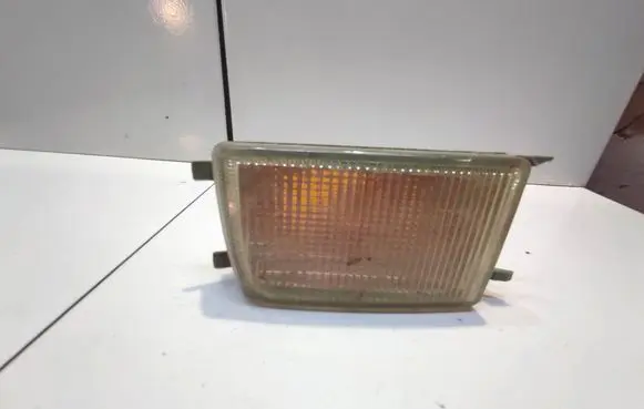 Volkswagen Golf III Front indicator light NOCODE