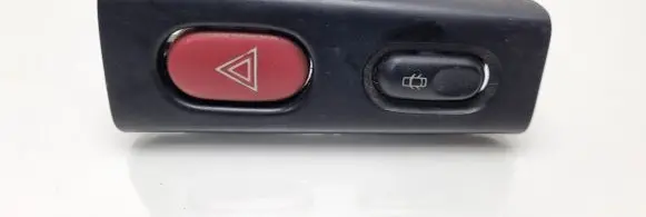 Renault Laguna I Hazard light switch