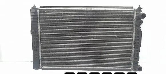 Volkswagen PASSAT B5.5 Coolant radiator 4b0121251g