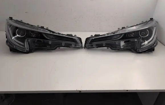 Toyota Corolla E210 E21 Headlights/headlamps set 8117002S80 8113002S80