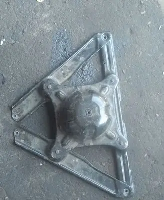 BMW X5 E53 Spare wheel mounting bracket 