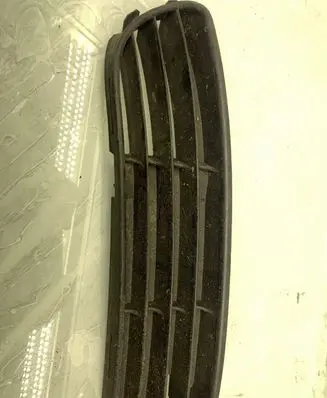 Audi A4 S4 B6 8E 8H Front bumper lower grill 8D0807346G