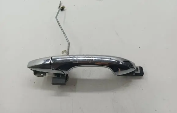 Honda CR-V Front door exterior handle
