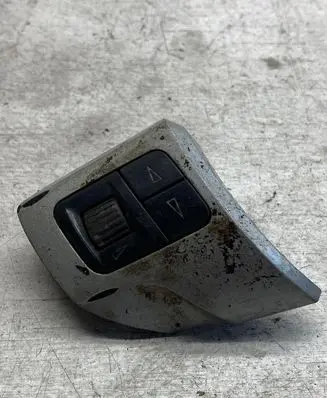 Opel Vectra C Steering wheel buttons/switches 440768813