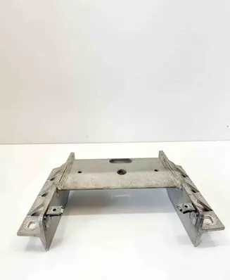 Mercedes-Benz SL R231 Gearbox mounting bracket 2312401002 A2312401002