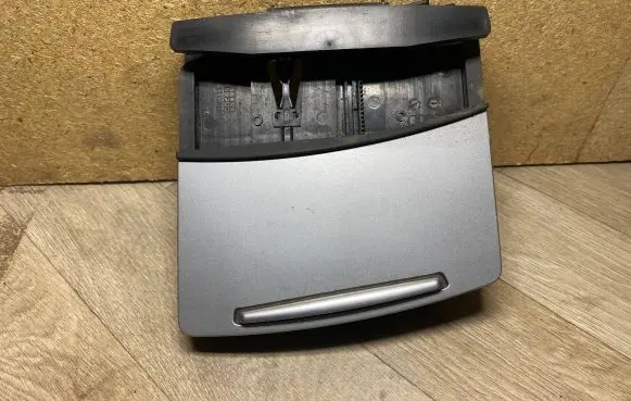 Audi A6 S6 C6 4F Car ashtray 4F2857951B