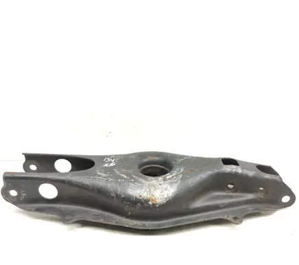Mercedes-Benz C W204 Rear control arm F229