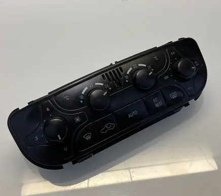 Mercedes-Benz C W203 Climate control unit 2038300285 40010322 A2038300285