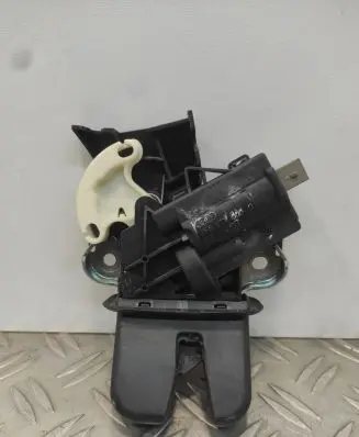Audi A6 S6 C6 4F Tailgate/trunk/boot lock/catch/latch 4F5827505D