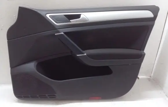 Volkswagen Golf VII Front door card panel trim