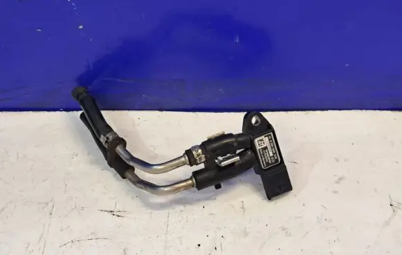 Volvo S80 Exhaust gas pressure sensor 31293659 0281006208